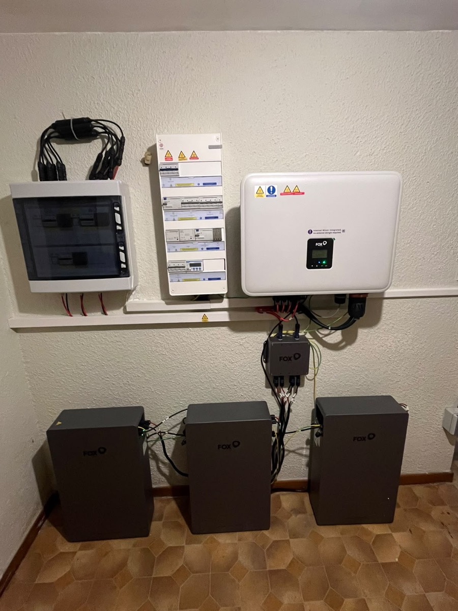 Batteries de stockage domestique installées par Confort Habitat